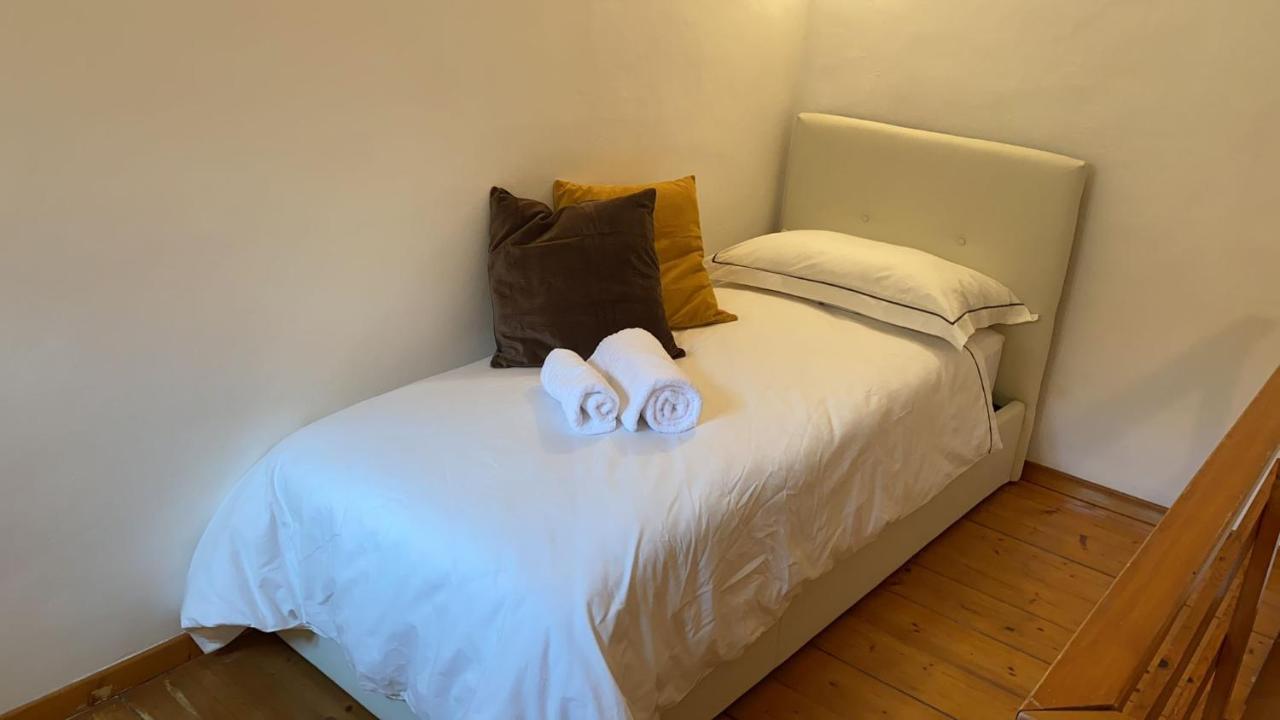 Spiritoso Cozy Studio Apartment Firenze Bagian luar foto